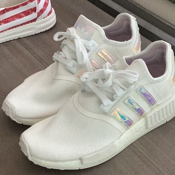 Adidas White Sneakers with Streamlined Silhouette and Sock-Like Fit - Picture 2 of 4